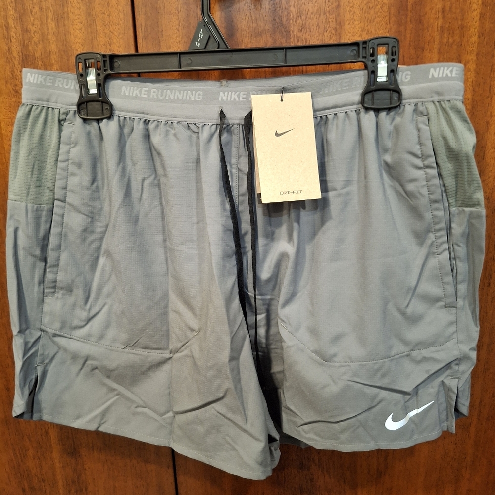 Nike Stride Men's Dri-FIT 5" Brief-Lined Running Shorts Grey 3XL-TALL